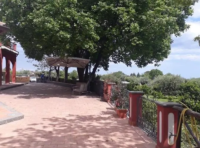 Agricampeggio Etna Camping Aci SantʼAntonio